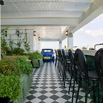 公寓式酒店 Liv Urban 4*