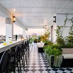 Liv Urban 公寓式酒店