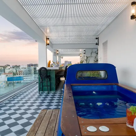 公寓式酒店 Liv Urban 4*