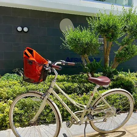 Liv Urban 公寓式酒店 拉纳卡