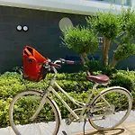 Liv Urban 公寓式酒店 拉纳卡
