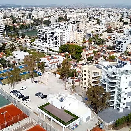 Liv Urban 4* Larnaca