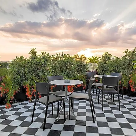 Liv Urban Larnaca