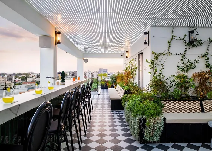 Liv Urban Apartahotel